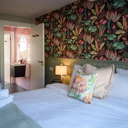 Rowing Club House * Carrick on Shannon