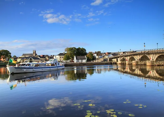 Rowing Club House Дом отдыха Carrick-on-Shannon