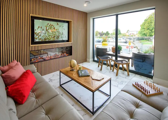 Rowing Club House Carrick-on-Shannon