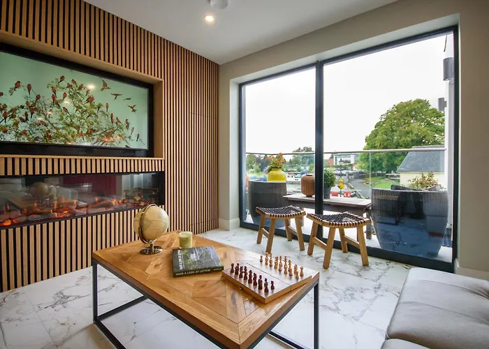 Rowing Club House * Carrick-on-Shannon